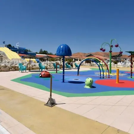 Mobile 64766 Tybreizh Holidays At Les Charmettes 4 Star Without Fun Pass בית נופש לס מתה